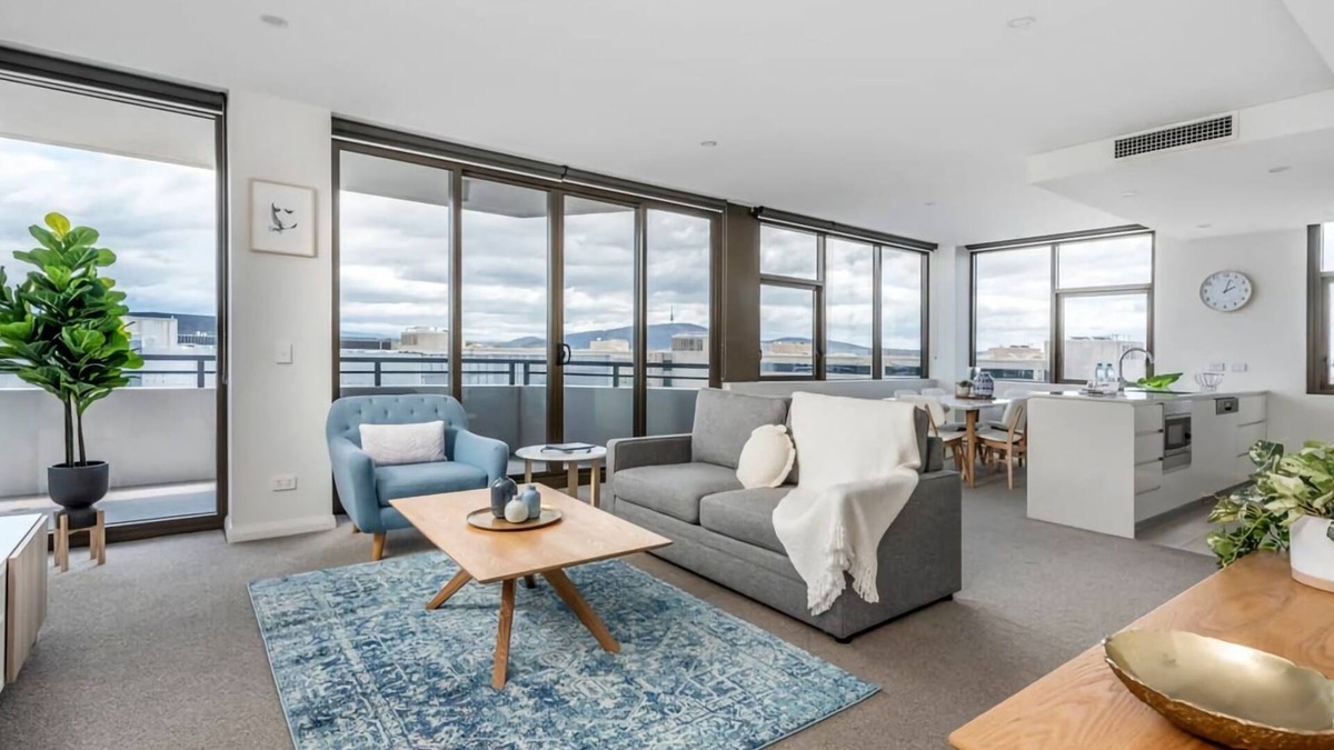 Barton Apartment | Amazing View In Large Apartment Barton ACT