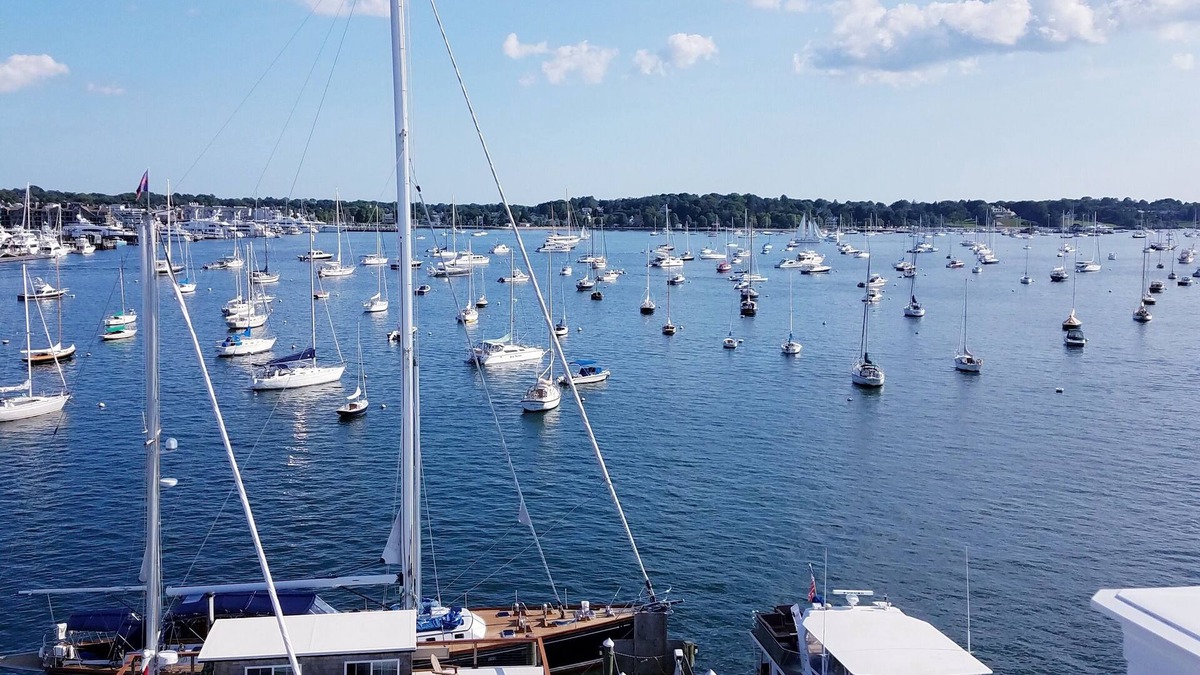 The Point Condo | Amazing view of the harbor