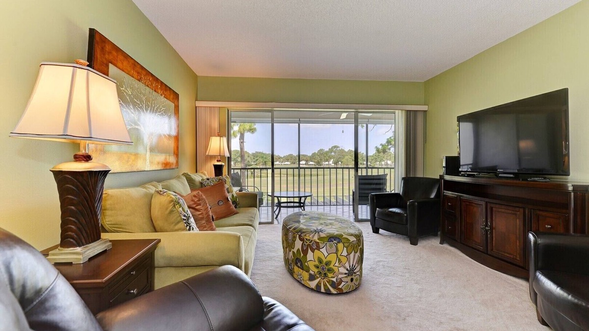 Plantation Condo | Amazing View - On Golf Course - Near Beaches, Shopping & Restaurants