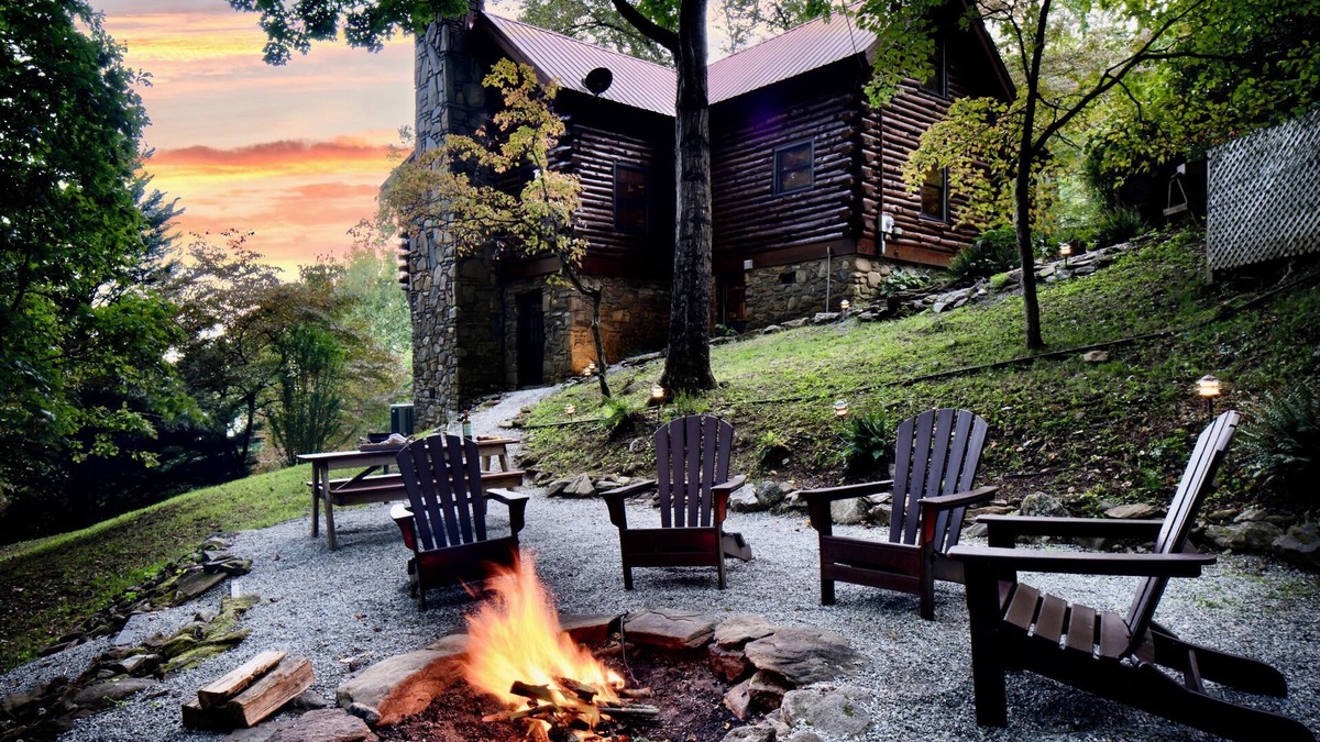 Sylva Cabin | Amazing Views! Hand Built Log Cabin with Hot Tub + Fire Pit