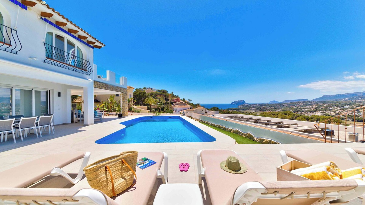 Paichi Villa | Amazing views, private pool, sleeping up to 5 guests in Moraira.