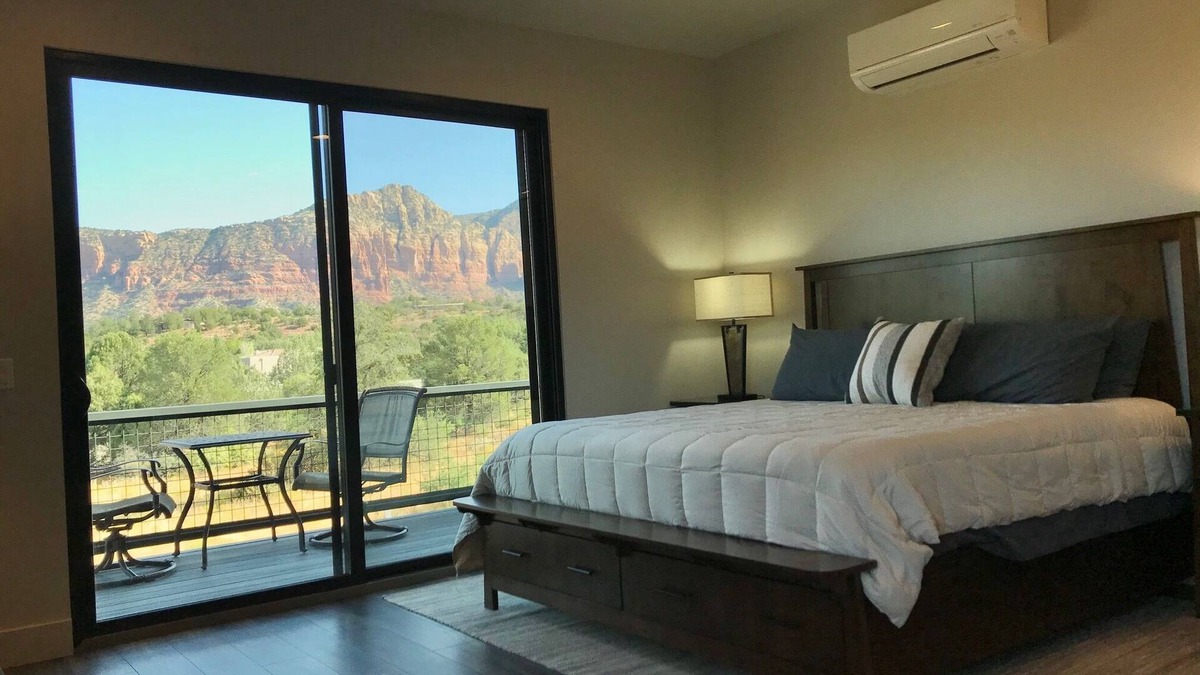 Oak Creek Apartment | Amazing views right from room.