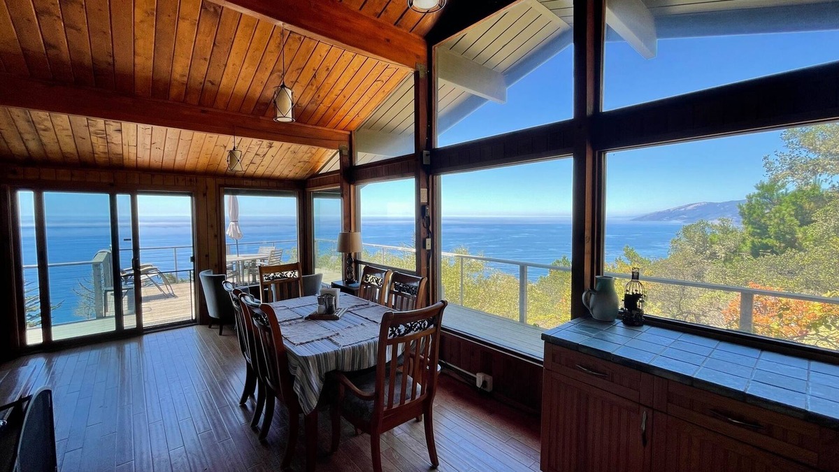 Big Sur House | Amazing Views! SOUTH COAST Big Sur; located SOUTH of HWY 1 Closure
