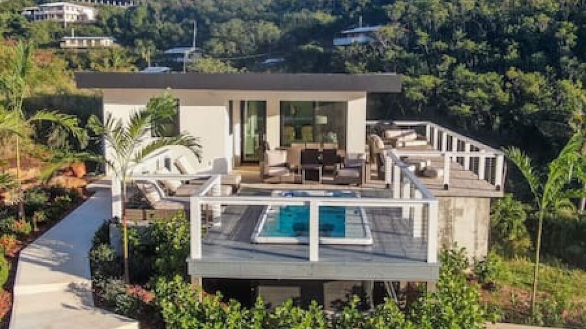 Estate Frenchman Bay House | Amazing Villa Hygge with new pickleball court! Great for families or friends.