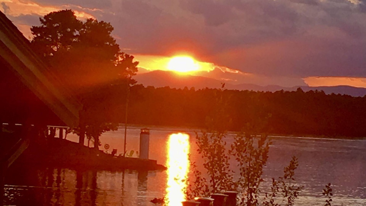 The Bays House | AMAZING WATERFRONT SUNSETS !
