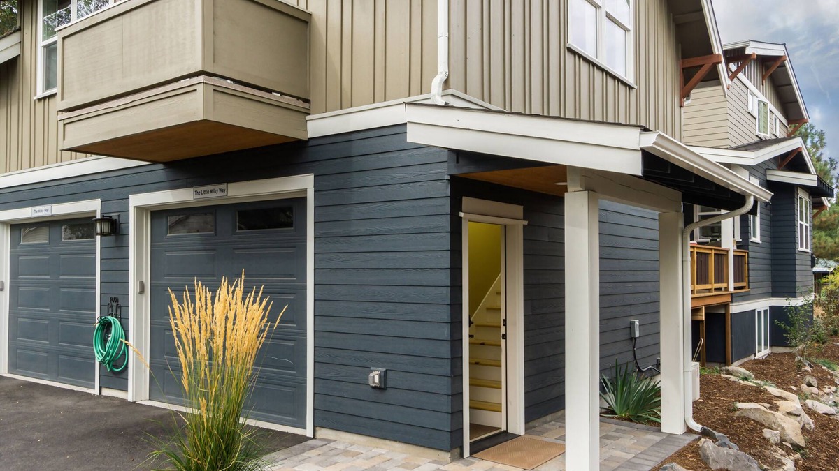 River West Apartment | Amazing West Side - Walk Everywhere - Dog Friendly