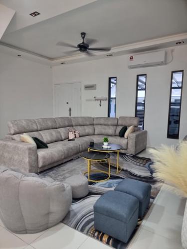 Pulai House | Amazonite Homestay