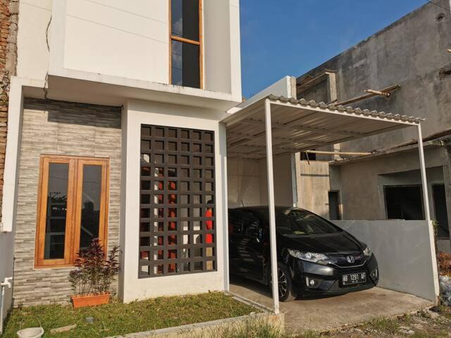 Catur Tunggal House | Ambarukmo Green Hill/MA 8