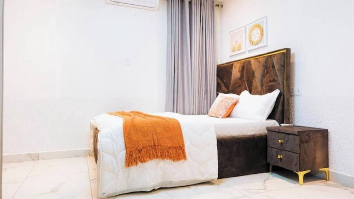 Tema House | Amber VIla
