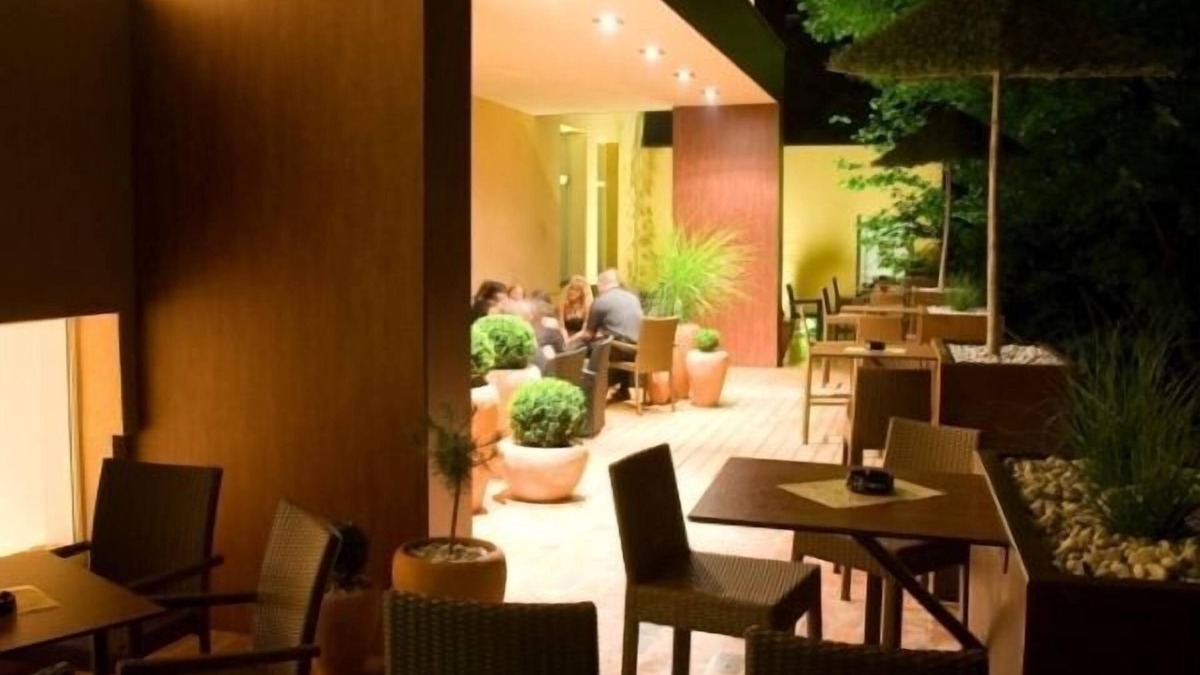 Domzale Hotel | Ambient Hotel