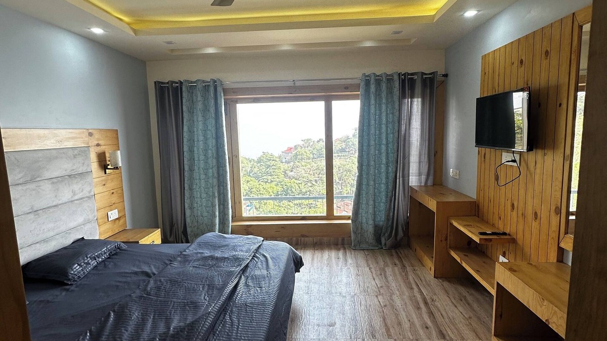 The Mall Road Apartment | Ambika home stay where you find peace