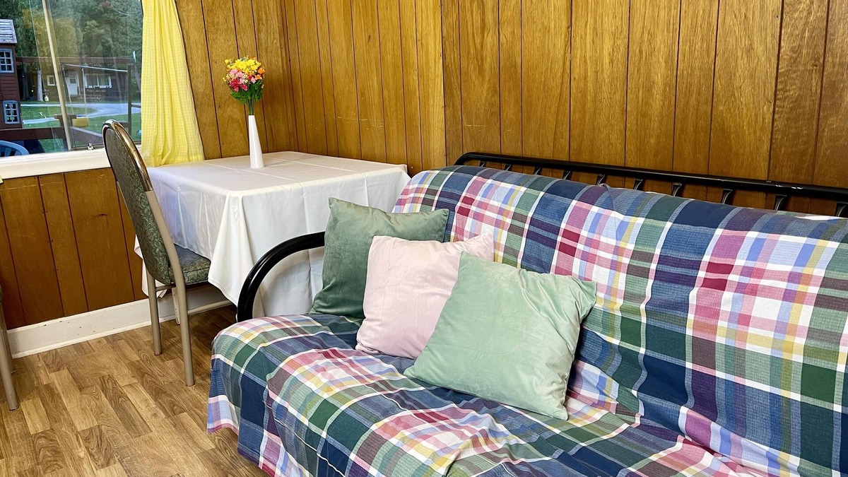 Bobcaygeon Cottage | Ambleside: 1-Bedroom Cottage #2