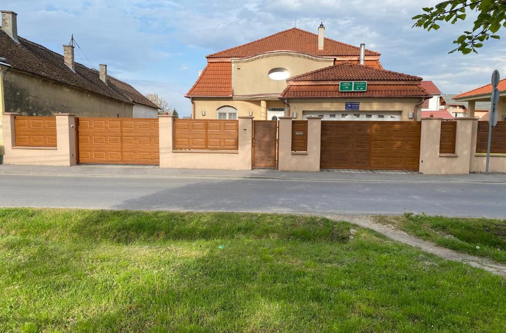Nagykanizsa Bed & Breakfast | Ambrózia Guesthouse