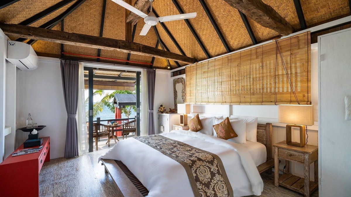 Purwakerti Cabin | AMED Beachfront and Sea View cottage