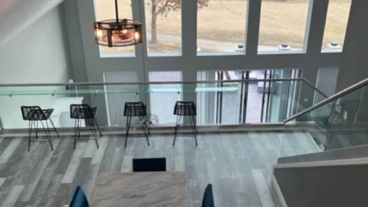 Marion House | Amenity loaded golf course retreat!