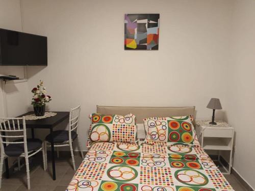 Komo-Mondah Apartment | American Studio Angondjé - Secure Parking
