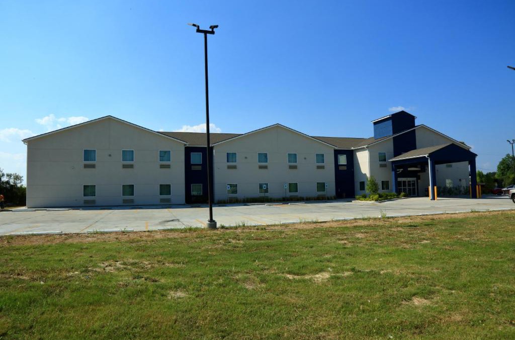 Prairieville Hotel | Americas Best Value Inn & Suites-Prairieville