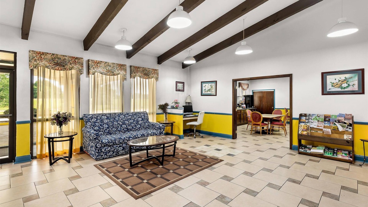 Aberdeen Hotel | Americas Best Value Inn and Suites Aberdeen