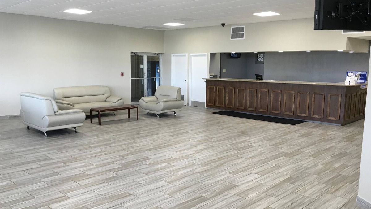 Greenville Hotel | Americas Best Value Inn & Suites Greenville
