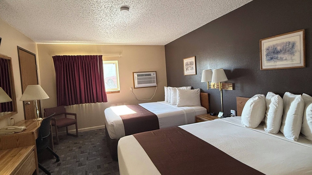 Torrington Hotel | Americas Best Value Inn Torrington