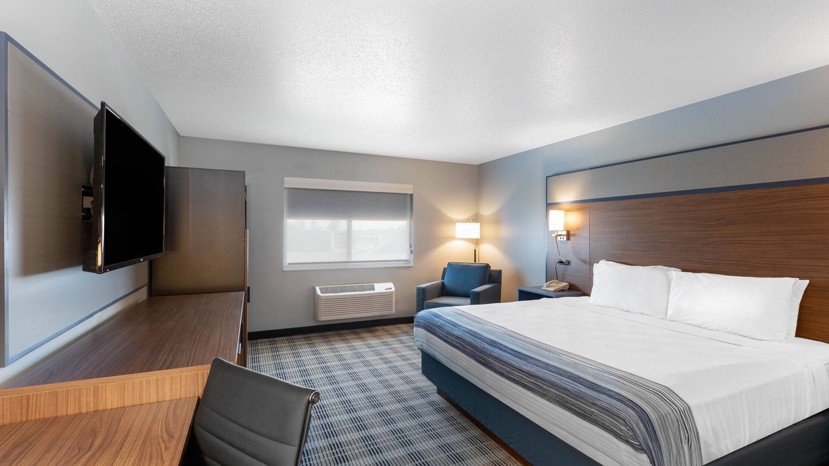 Jackson Hotel | AmericInn by Wyndham Jackson