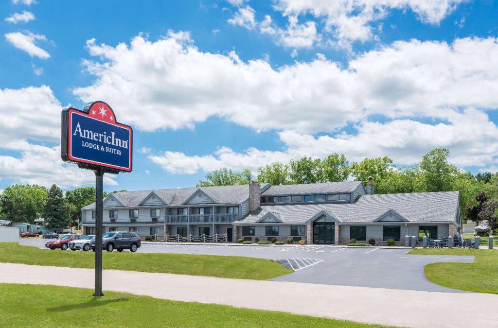 Lake City Hotel | AmericInn by Wyndham Lake City