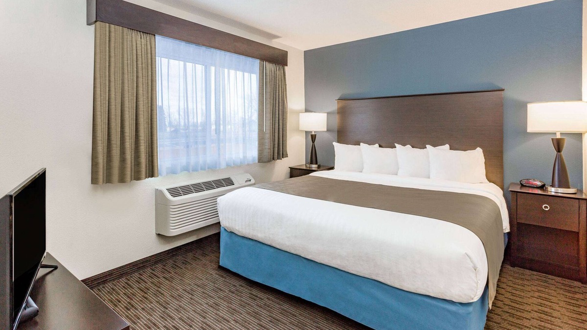 Sleepy Eye Hotel | AmericInn by Wyndham Sleepy Eye