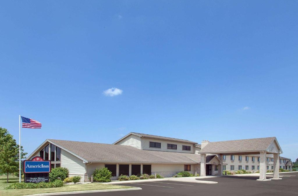 Webster City Hotel | AmericInn by Wyndham Webster City