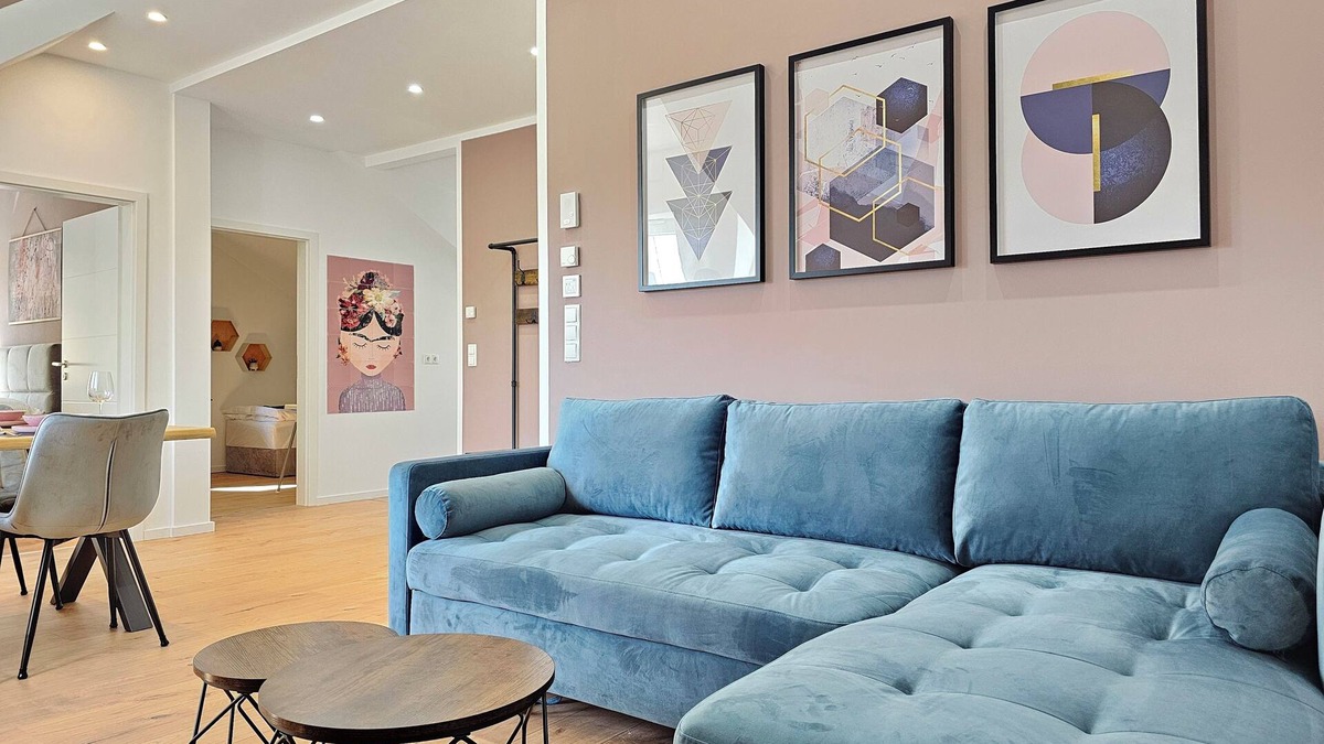 Montabaur Apartment | Amethyst - Right next to the castle, terrace, switch & stream