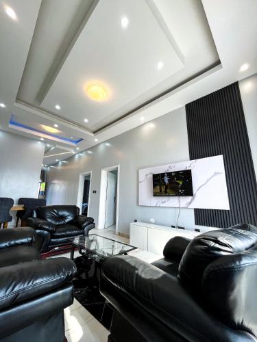Gitarama Apartment | Amici