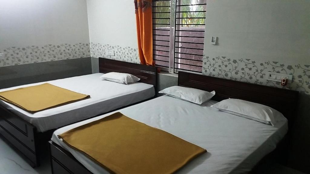 Sriperumbudur Hotel | Amirtha Residency