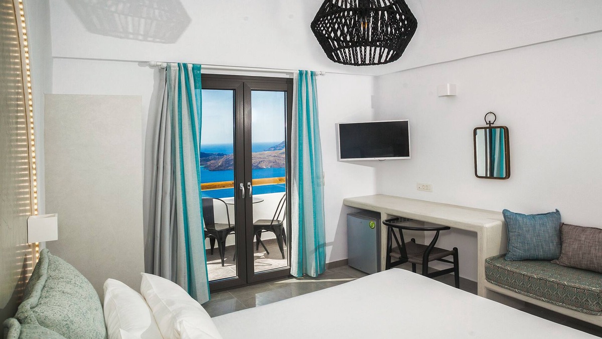 Santorini Hotel | Amity Superior Suite