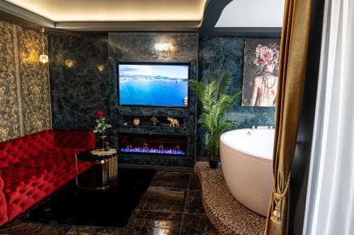 Kaunas Apartment | AMJ Royal Apartments - 115 - Black Rubby