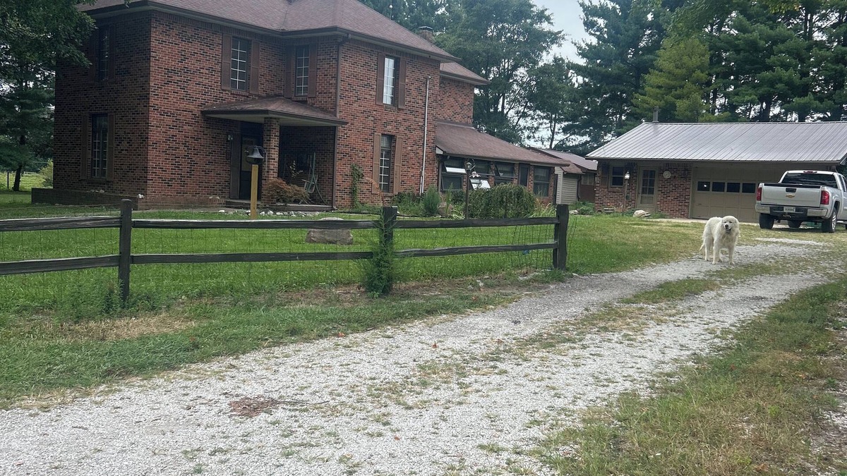 Cartersburg Apartment | Amo Country Manor Apartment w ac