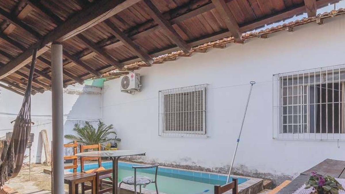 Cachoeira Paulista House | Ampla casa com piscina em Cachoeira Paulista