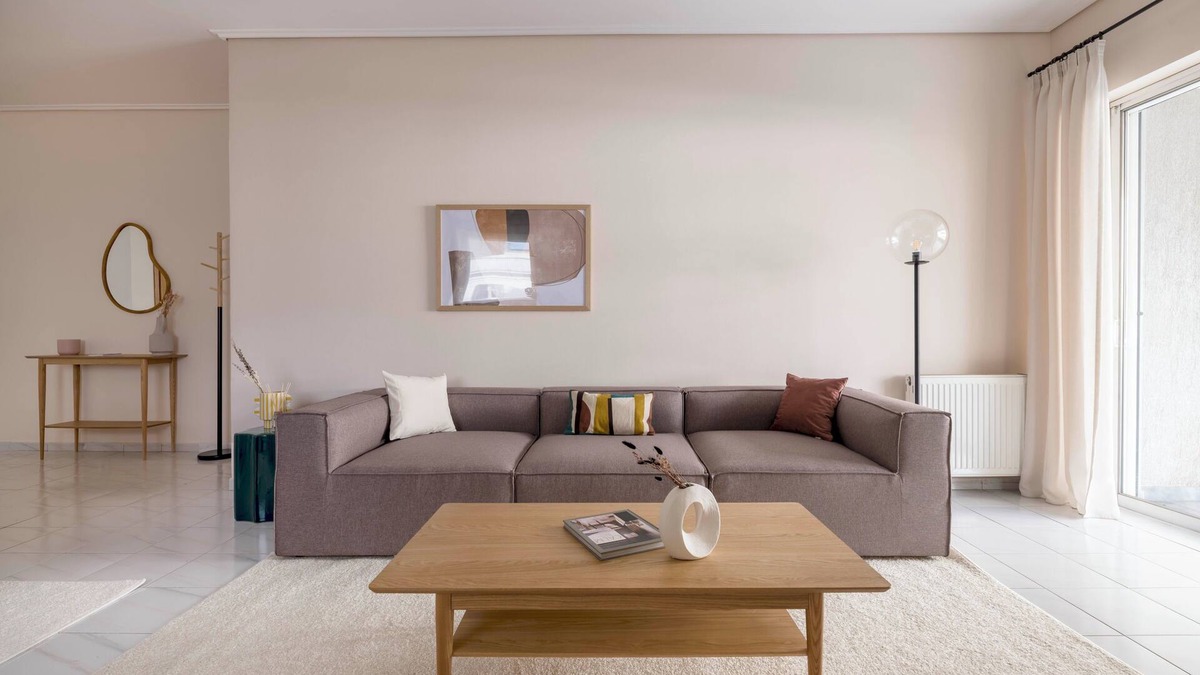 Amarousion Apartment | Ample 3BR Family Property in Marousi