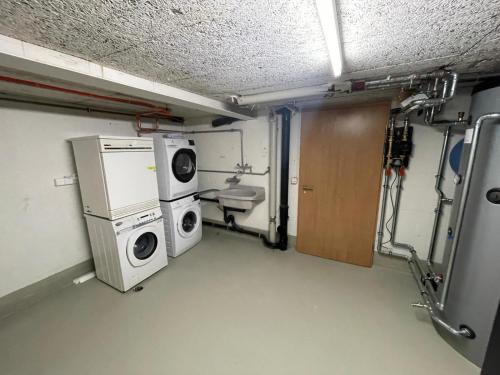 Amsteg Apartment | Amsteg Apartments