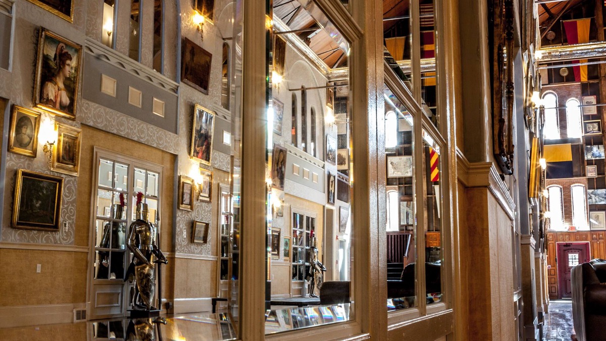 Amsterdam Hotel | Amsterdam Castle