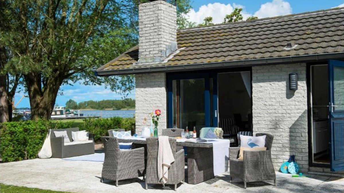Loosdrecht House | Amterdam/Loosdrecht lake Bungalow 4-6 persons Rien Village Loosdrecht