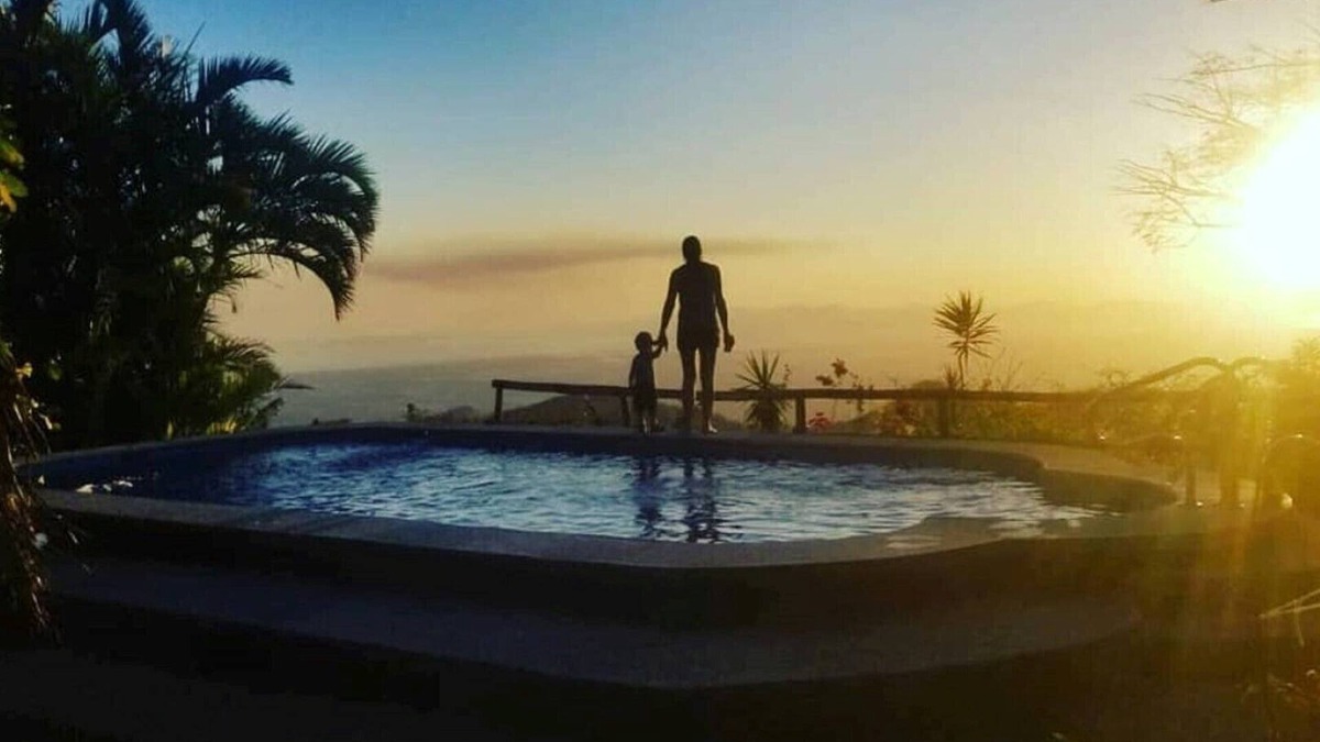 Tajo Alto Resort | AN AMAZING DOME IN THE JUNGLE