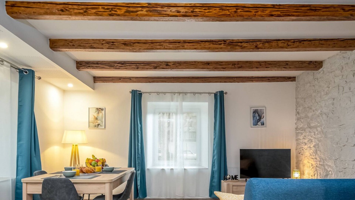 Audincourt Apartment | An authentic setting