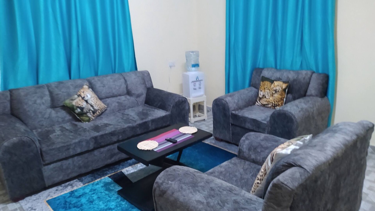 Nairobi House | An awesome two bedroom in a quiet neighborhood