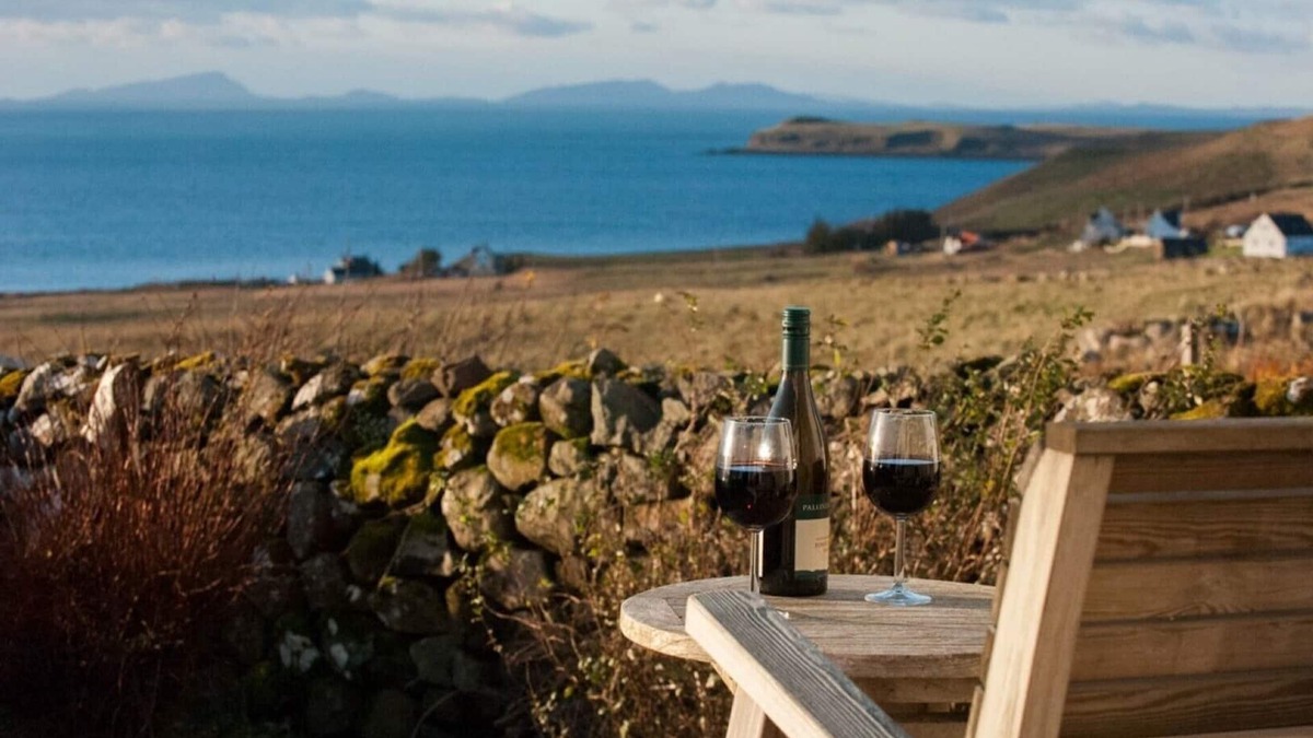 Halistra Apartment | An Cala Beag Self Catering apartment on The Waternish Peninsula
