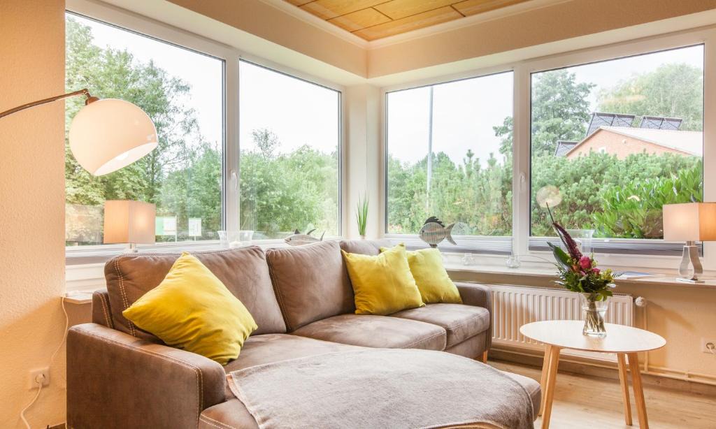 Ekenis House | an Diek" mit Wallbox