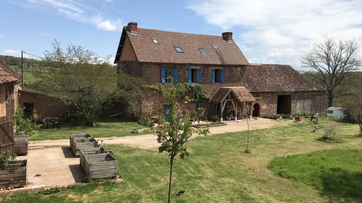 Sainte-Trie House | An enchanting country home surrounded by 12 hectares of private land