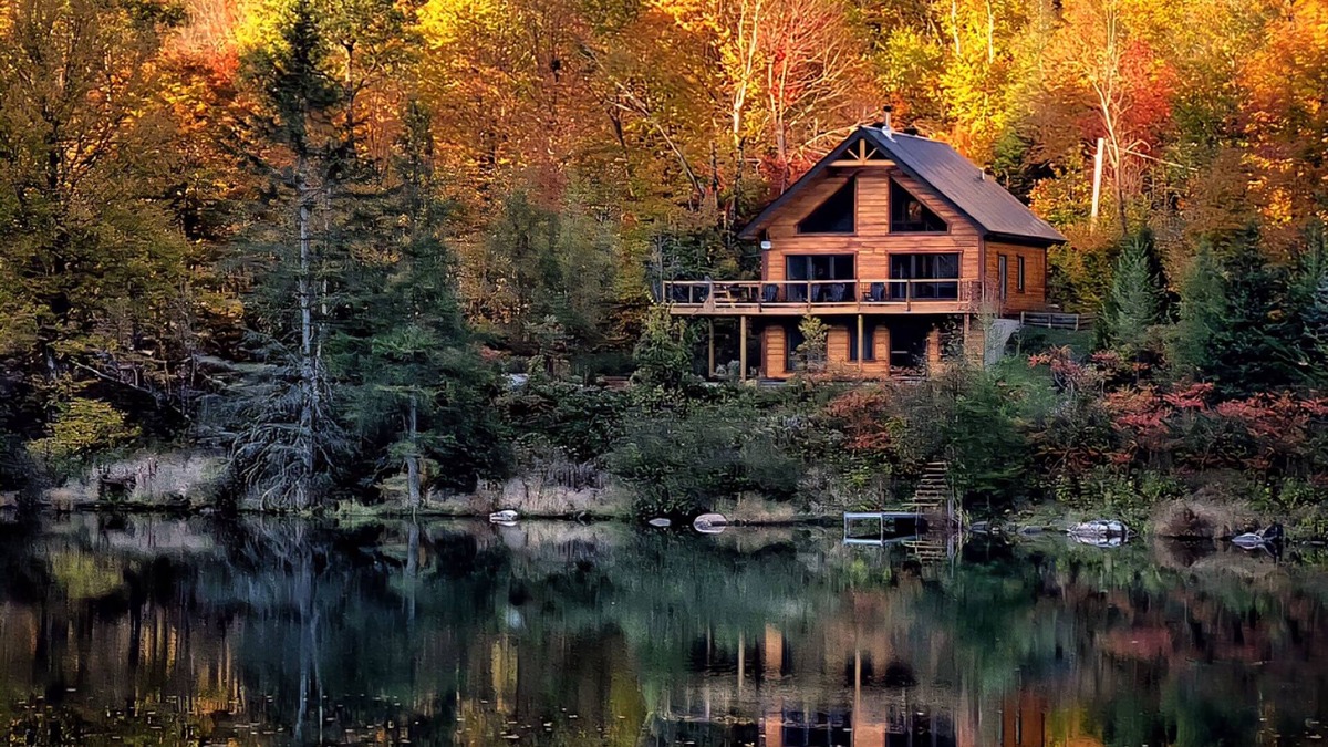 Wentworth-Nord Ski Chalet | An enchanting wooden chalet for a relaxing stay in the heart of nature.
