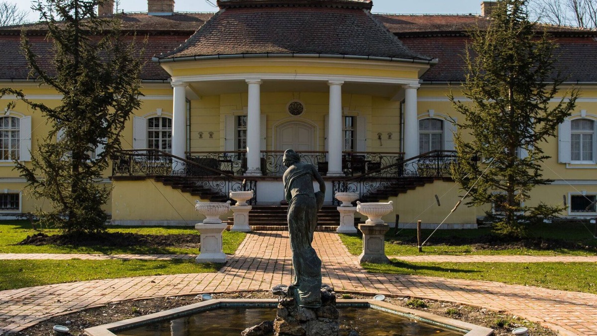 Becej Bed & Breakfast | An exclusive proposal for a luxury break