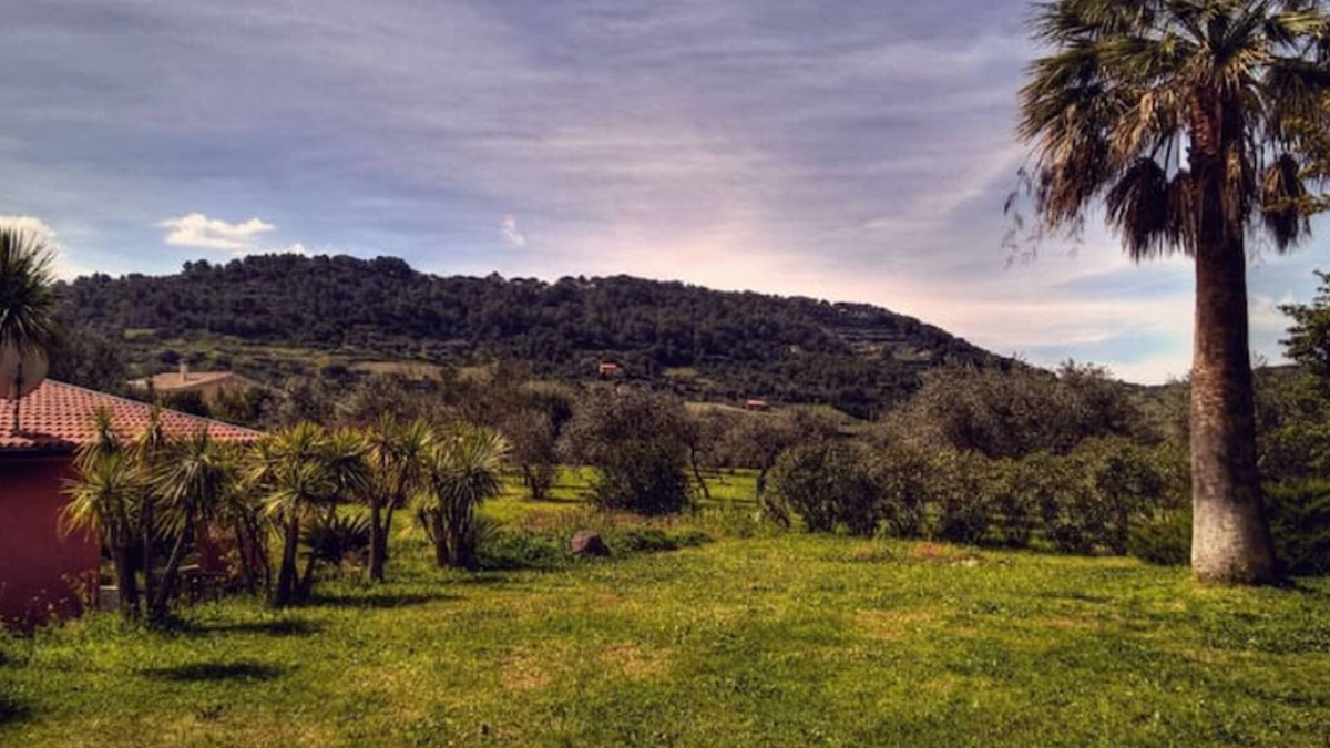 Bosa House | An oasis of tranquility a short distance from the sea