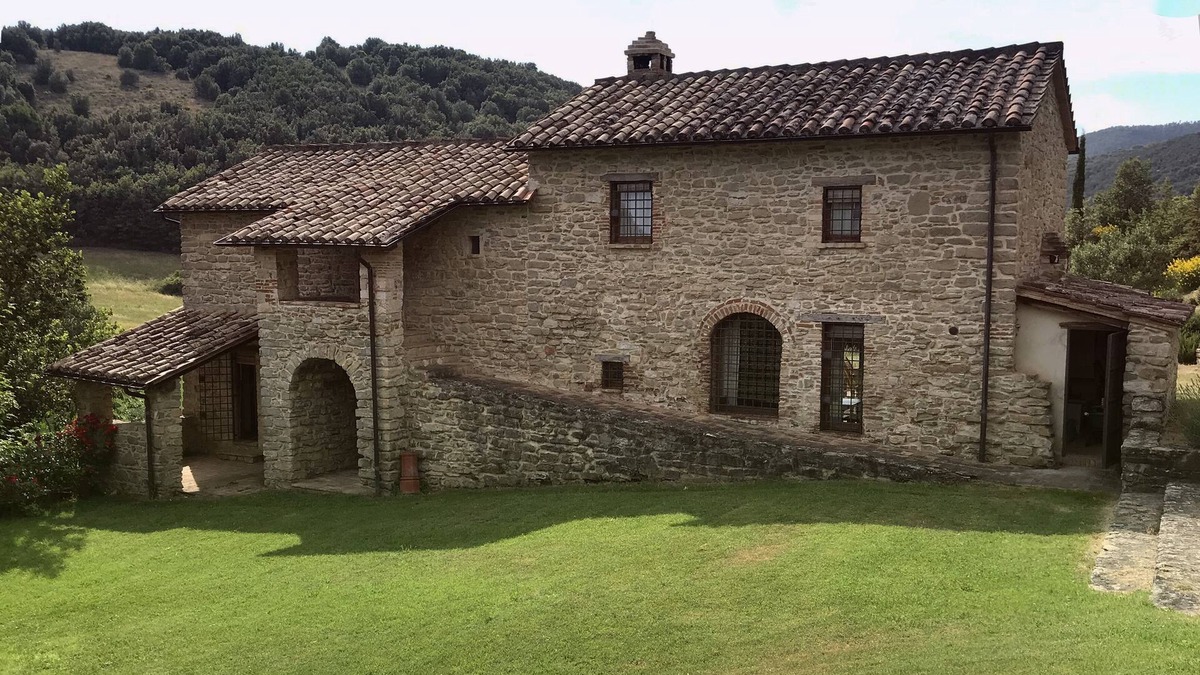 Montelovesco Villa | An unforgettable holiday between nature and art. Ideal family friendly location.