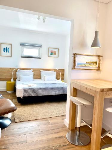 Charneca Apartment | Ana Maria Studio